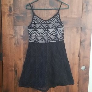 Neesha Lace Mini Dress, sz Small